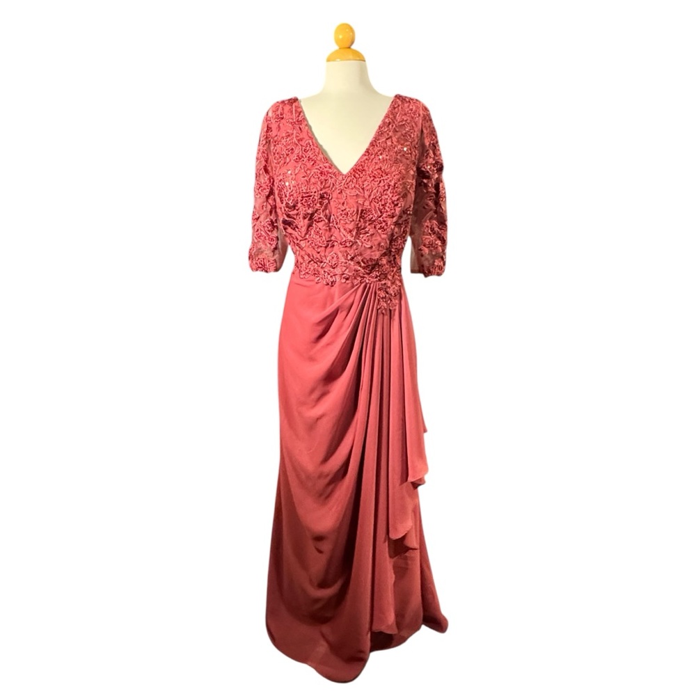 Elegant Wine Colored V-Neck Lace Evening Dress NWOT